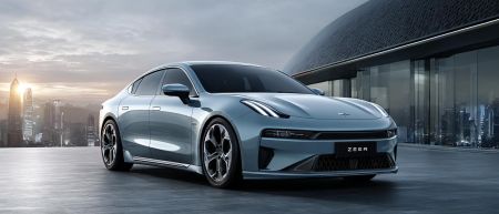 Zeekr 001 описание гибридного автомобиля Geely